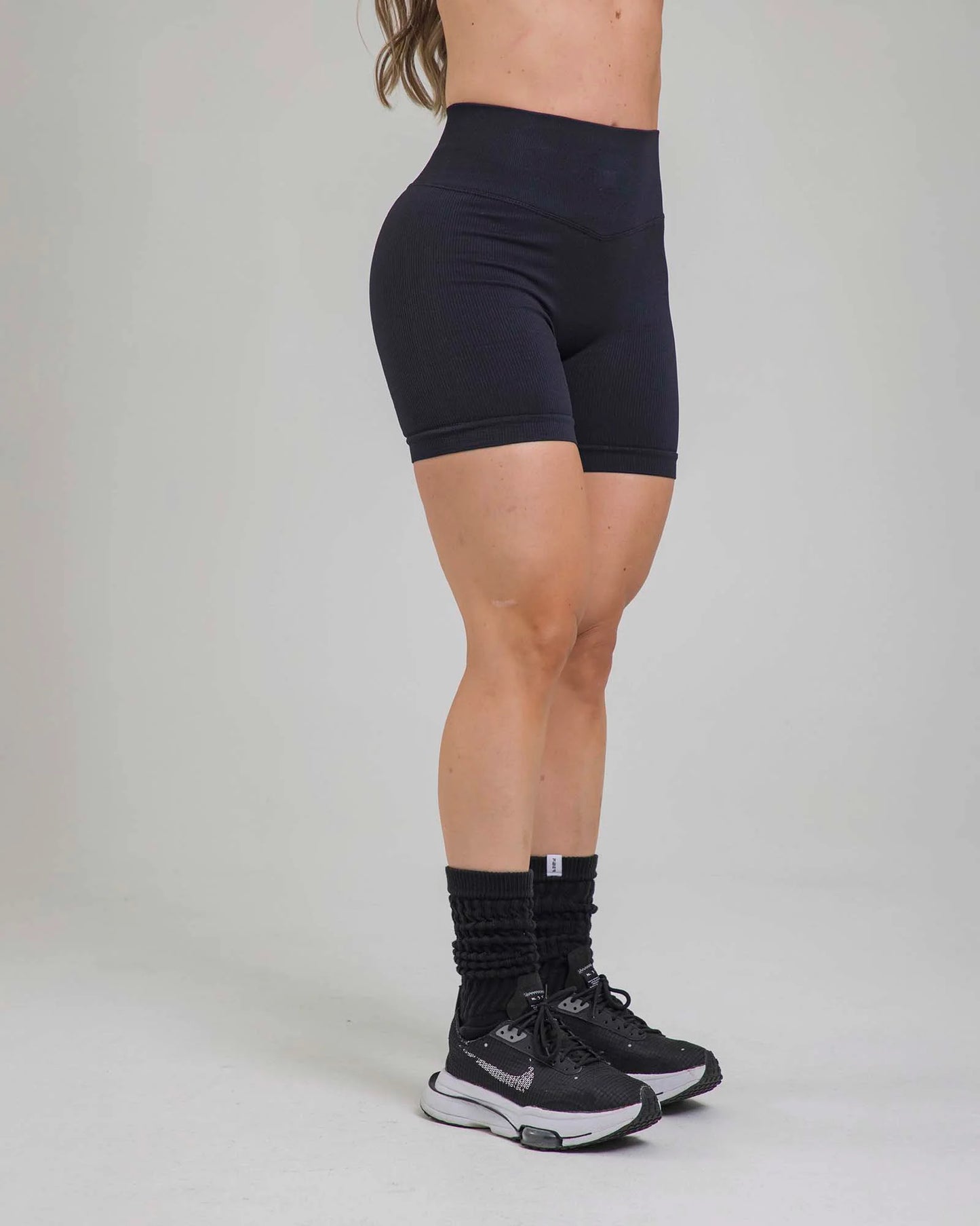 Short Seamless Negro Fiber