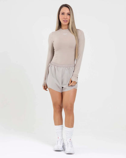 Short Running Beige Fiber