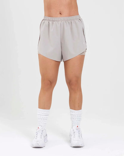Short Running Beige Fiber