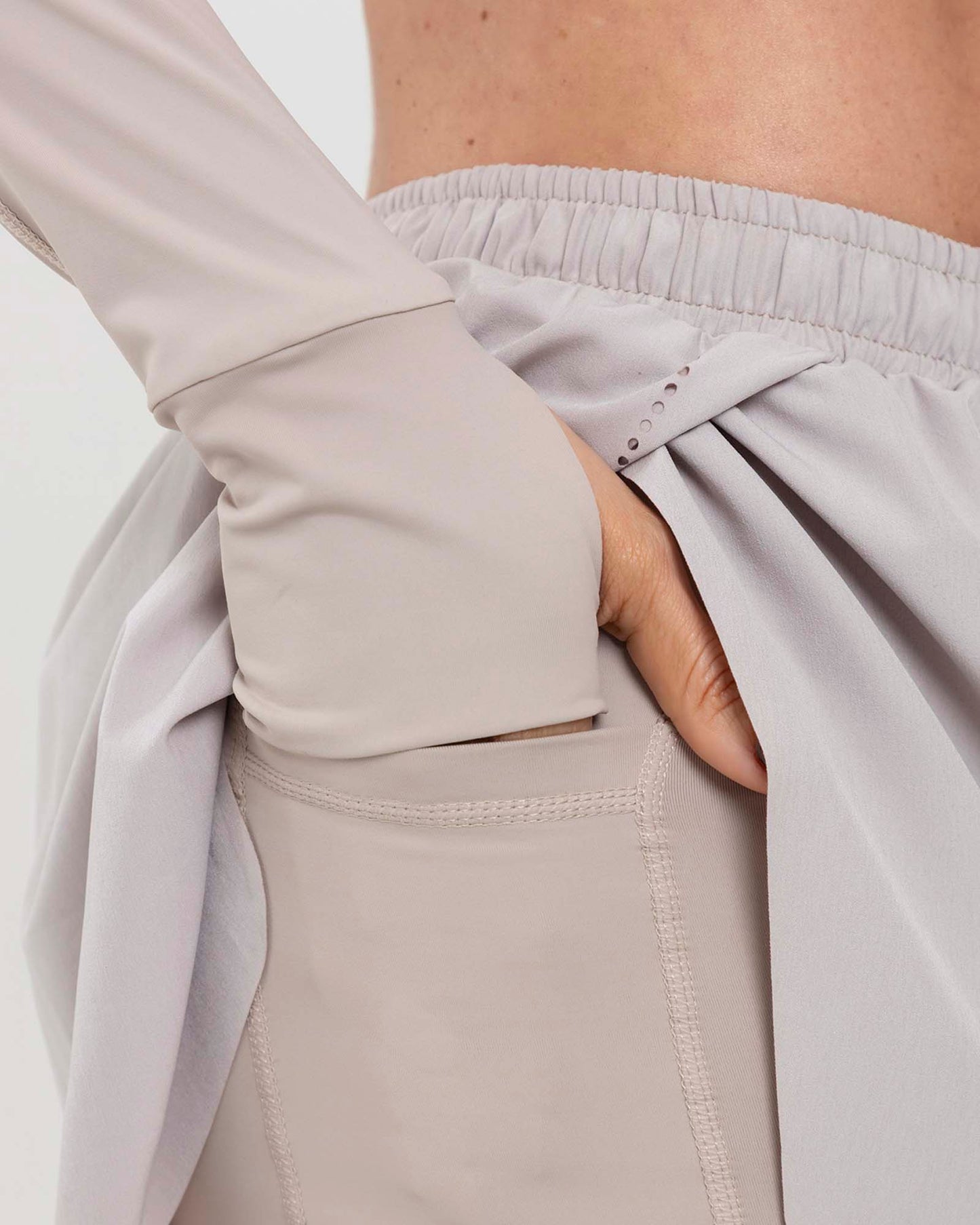 Short Running Beige Fiber