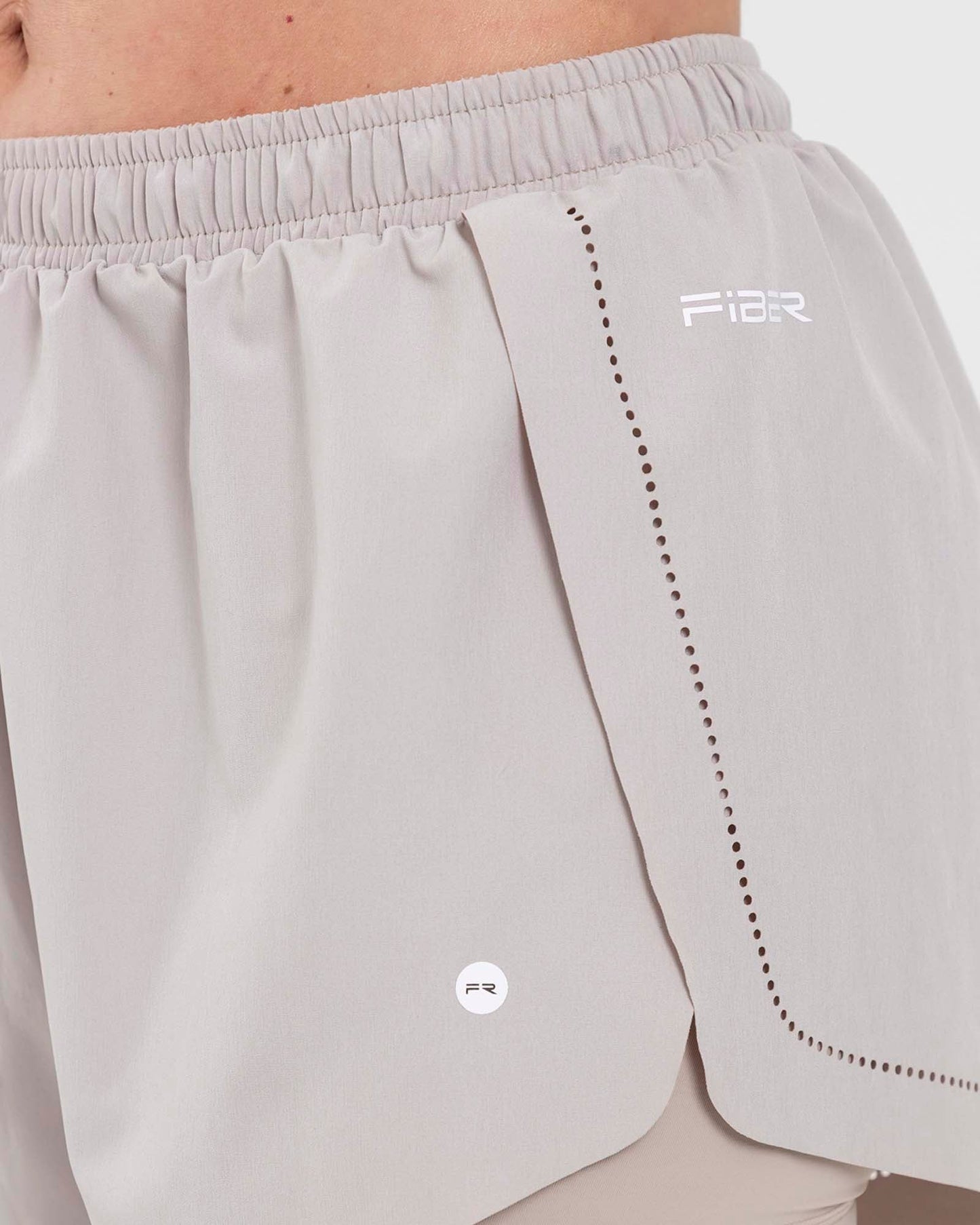 Short Running Beige Fiber