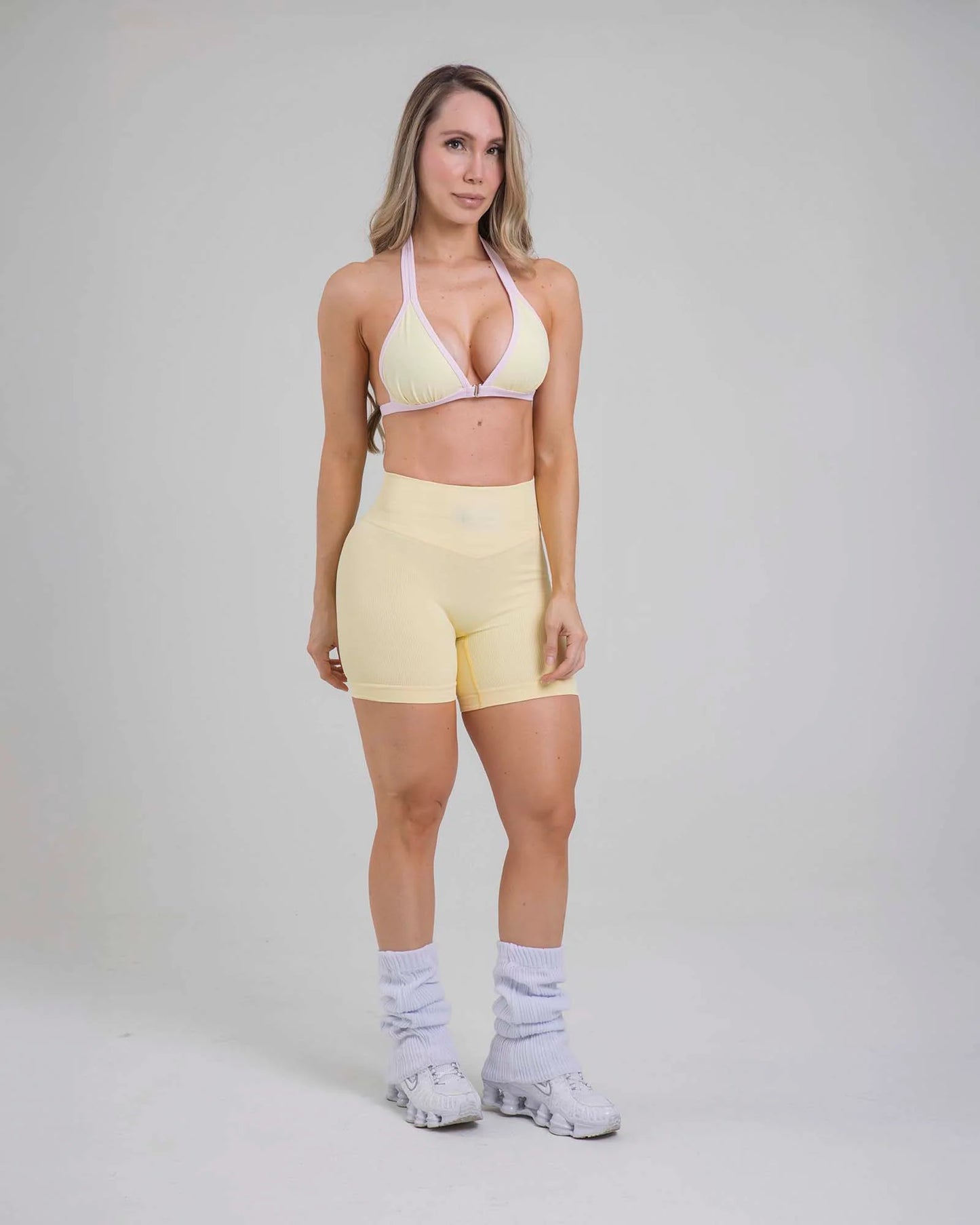 Short Seamless Amarillo Fiber