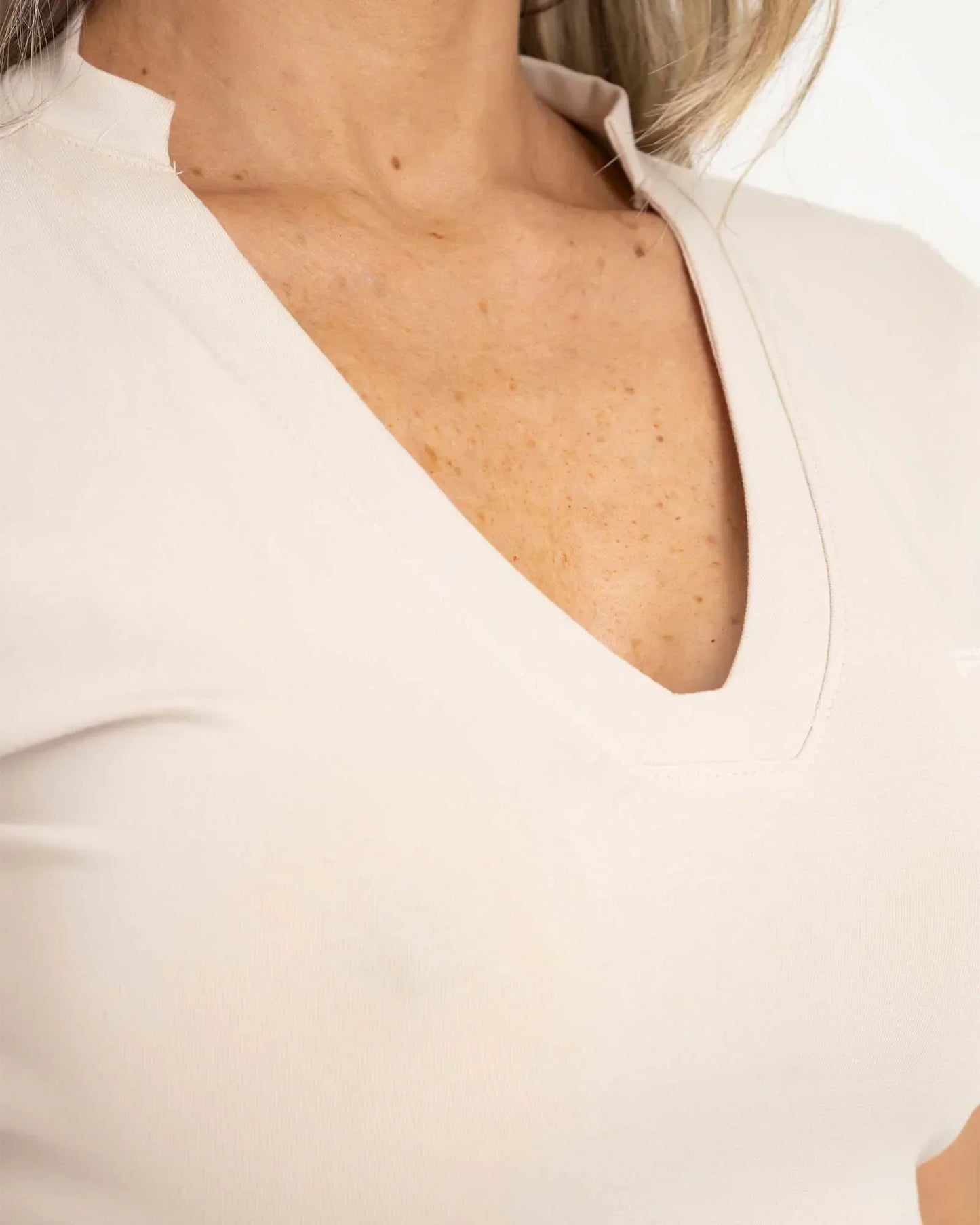 Camiseta Corta Beige Fiber
